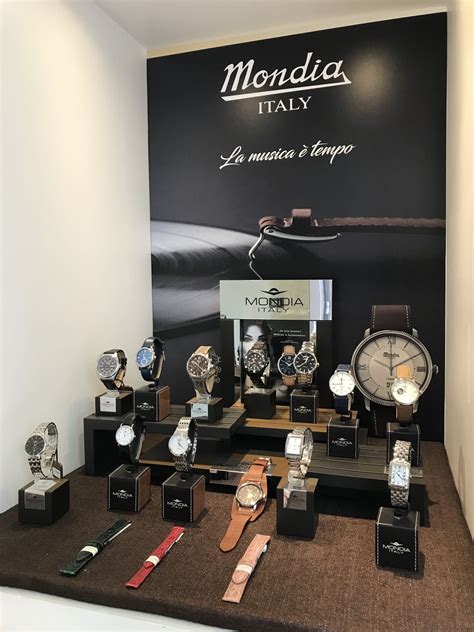 Gli orologi a Bari 